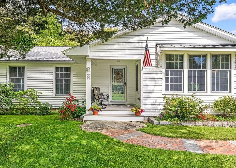 Can You Build an ADU in Little Compton, RI? Zoning Rules, Costs, and What Homeowners Should Know